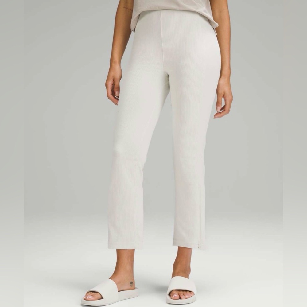 Lululemon Ribbed Softstream Zip-Leg High Rise Crop Pants In Bone, Size 8
